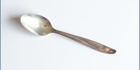 Replacing Oneida Roseanne (Silver Plate) At ReplacingPieces