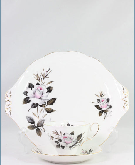 Replacing Royal Albert Queens Messenger At ReplacingPieces