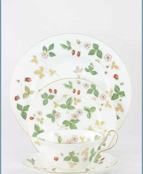 Replacing Wedgwood Wild Strawberry At ReplacingPieces