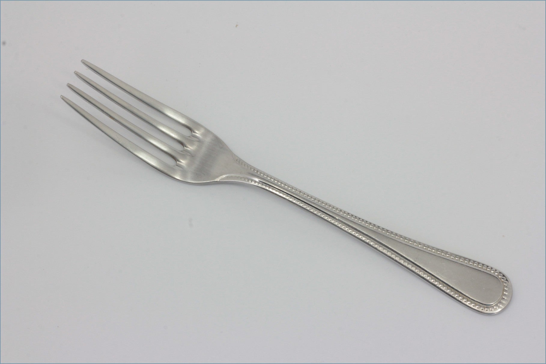 Arthur Price International - Bead (18/10) - Dinner Fork