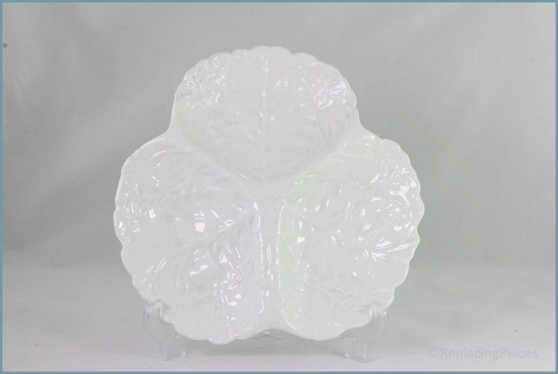 Wedgwood - Countryware - Trefoil Dish 