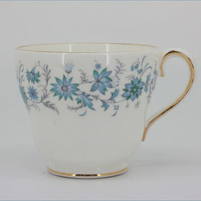 Colclough - Braganza - Teacup (Pear Shape)