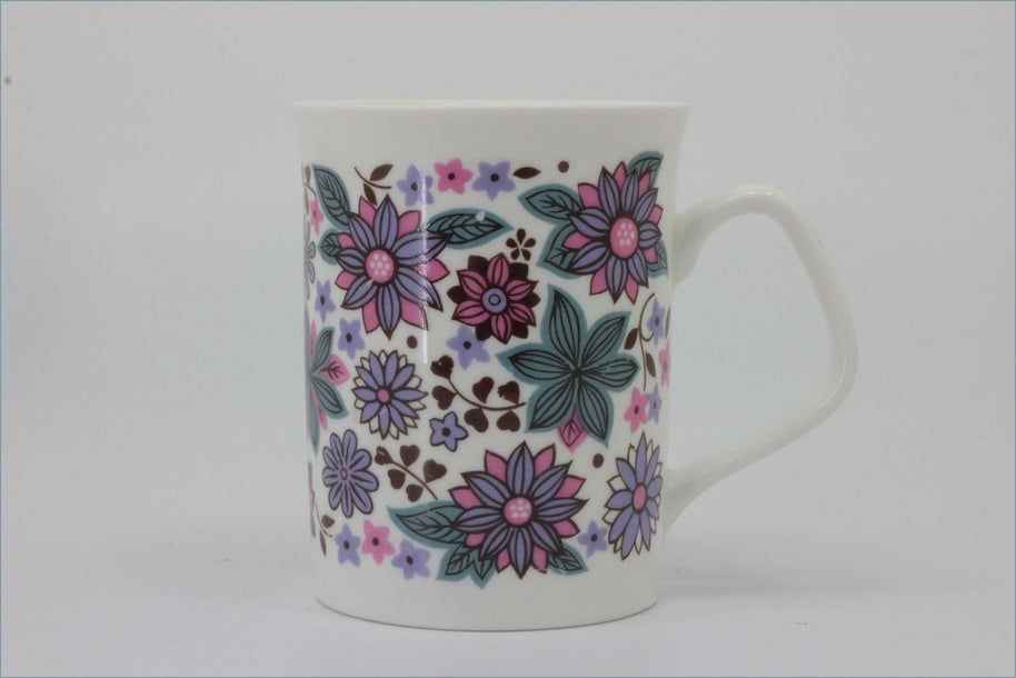 Elizabethan - Carnaby - Mug