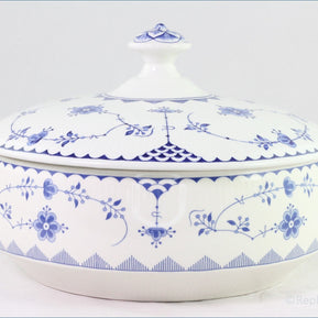 Furnivals - Denmark Blue - Lidded Vegetable Dish