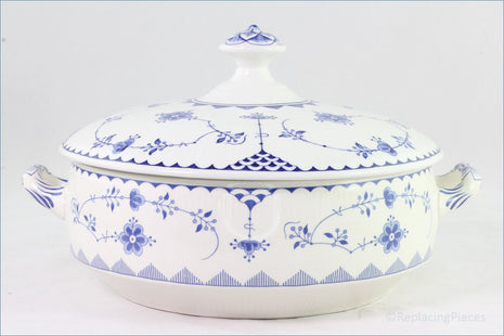 Furnivals - Denmark Blue - Lidded Vegetable Dish