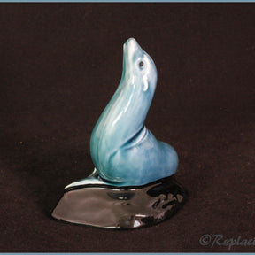 Poole - Seal Figurine