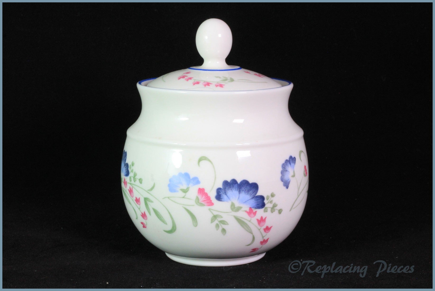 Royal Doulton - Windermere - Lidded Sugar Bowl