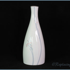 Royal Doulton - Carnation (H5084) - Willow Wind Vase