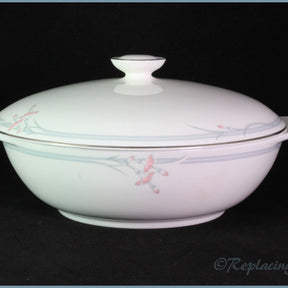 Royal Doulton - Carnation (H5084) - Lidded Vegetable Dish