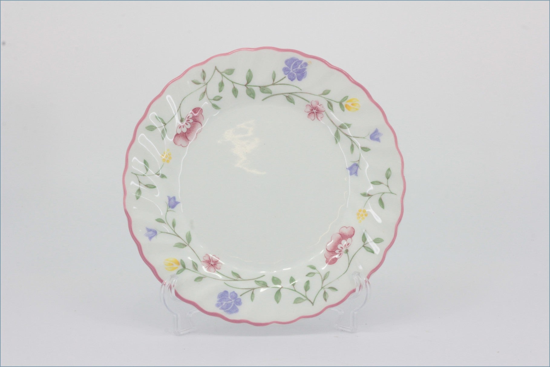 Johnson Brothers  - Summer Chintz - 6 1/4