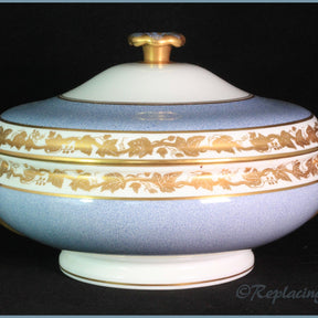 Wedgwood - Whitehall W3979 (Powder Gray) - Lidded Vegetable Dish