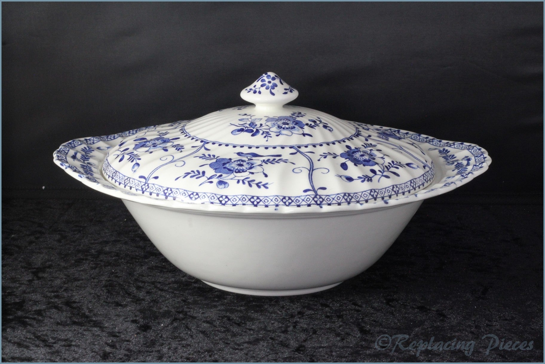 Johnson Brothers - Indies - Lidded Vegetable Dish