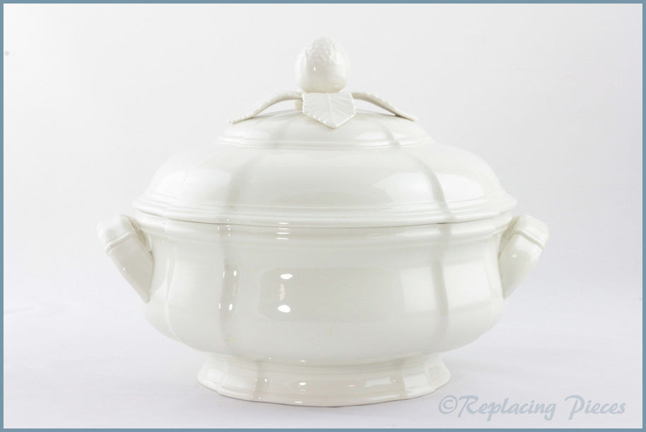 Villeroy & Boch - Manoir - Lidded Vegetable Dish