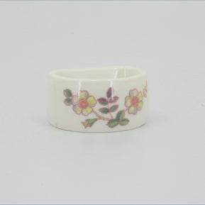 Marks & Spencer - Autumn Leaves - Melamine Napkin Ring