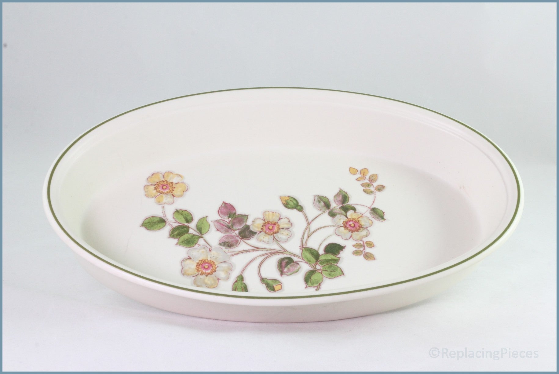 Marks & Spencer - Autumn Leaves - Oval Roaster