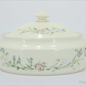 Minton - Brookwood - Lidded Vegetable Dis - Cream-colored ceramic casserole dish with floral patterns on a white background