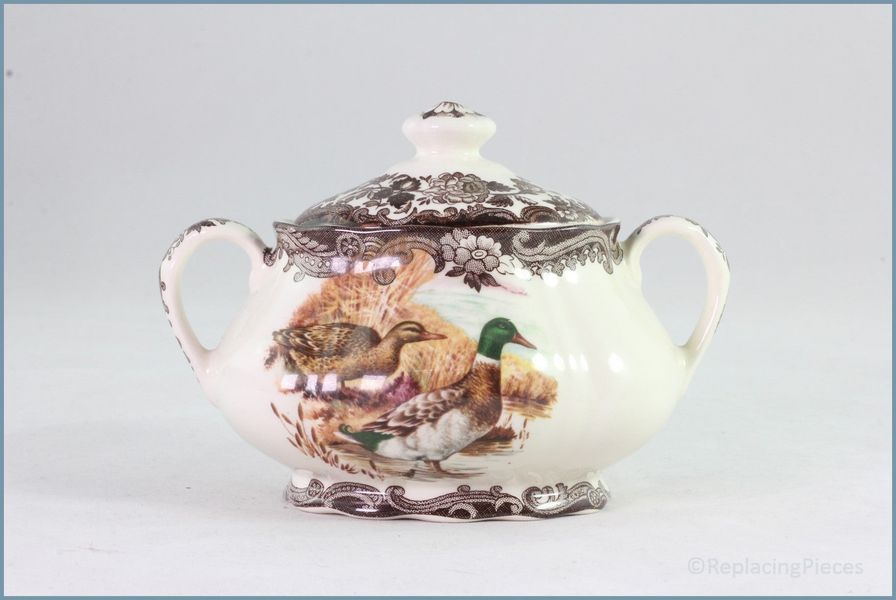 Palissy - Game Series (Birds) - Lidded Sugar Bowl
