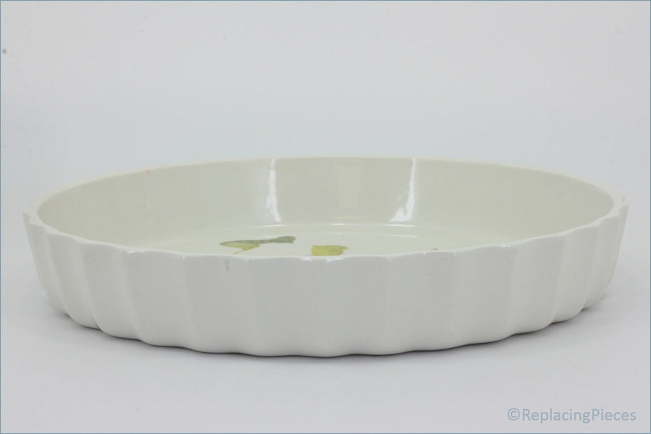 Portmeirion - Pomona - 11" Flan Dish (L'Imperatrice Plum) - White ceramic dish on a light gray background