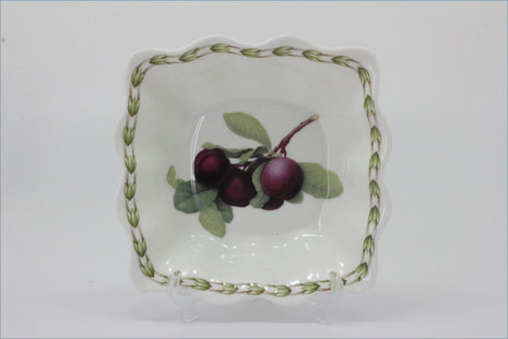 Queens - Hookers Fruit - 5" Square Scalloped Dish