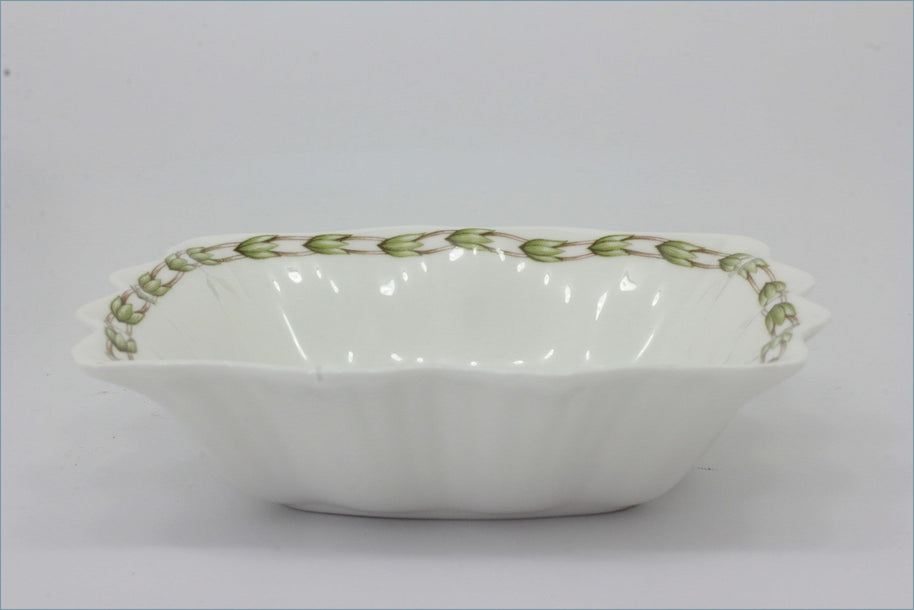 Queens - Hookers Fruit - 5" Square Scalloped Dish
