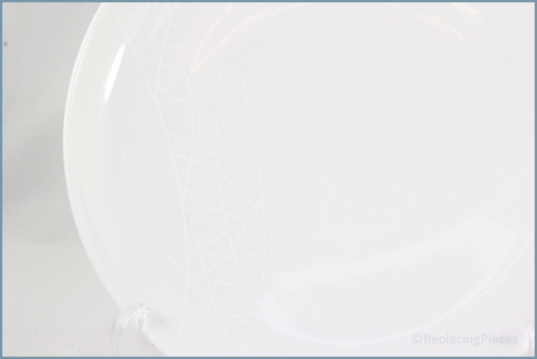 Queens - Jamie Oliver - White Embossed - Dinner Plate