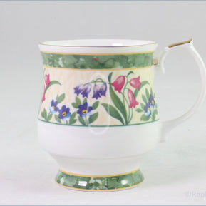 Queens - Unknown 4 - Mug (Green)