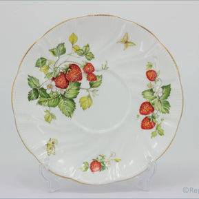 Queens - Virginia Strawberry - Gravy Boat Stand (Swirl Rim)
