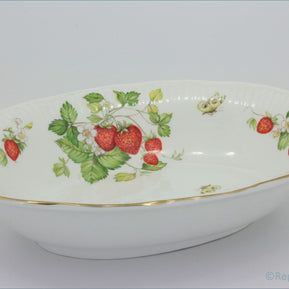 Queens - Virginia Strawberry - Open Vegetable Dish (Ribbed Rim)
