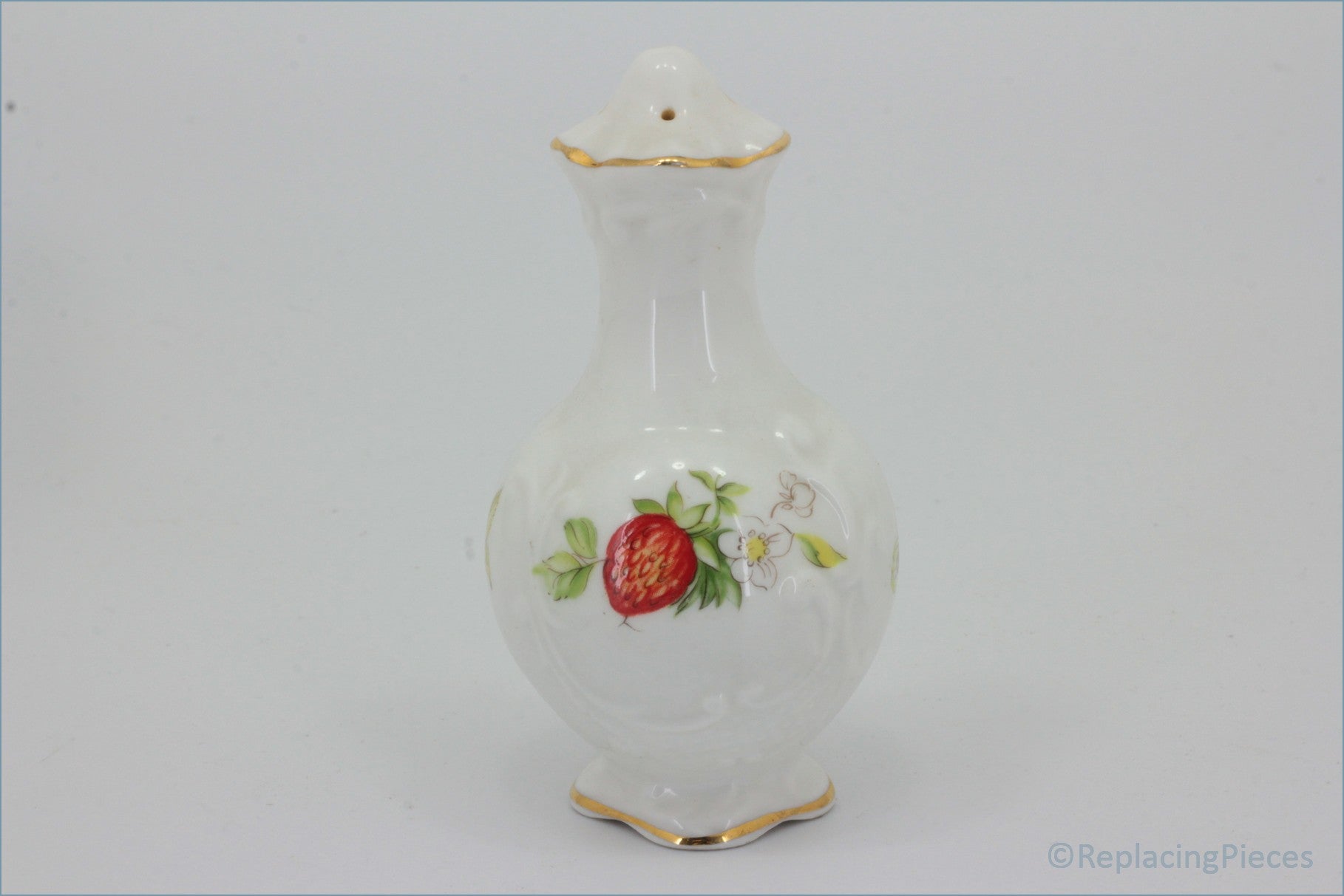 Queens - Virginia Strawberry - Pepper Pot (Embossed)