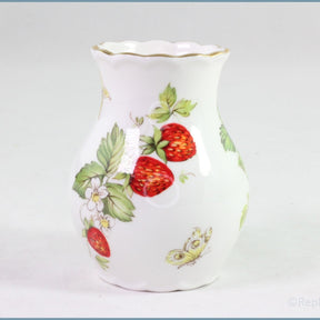 Queens - Virginia Strawberry - Small Vase