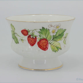 Queens - Virginia Strawberry - Open Sugar Bowl (Ribbed Rim)