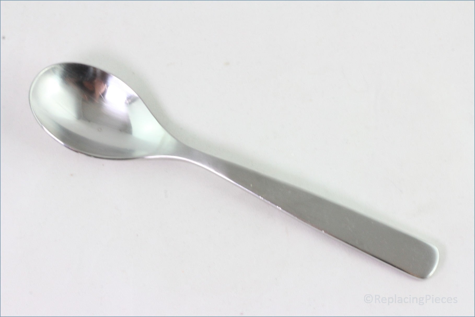 Robert Welch - Mercury (Satin) - Soup Spoon