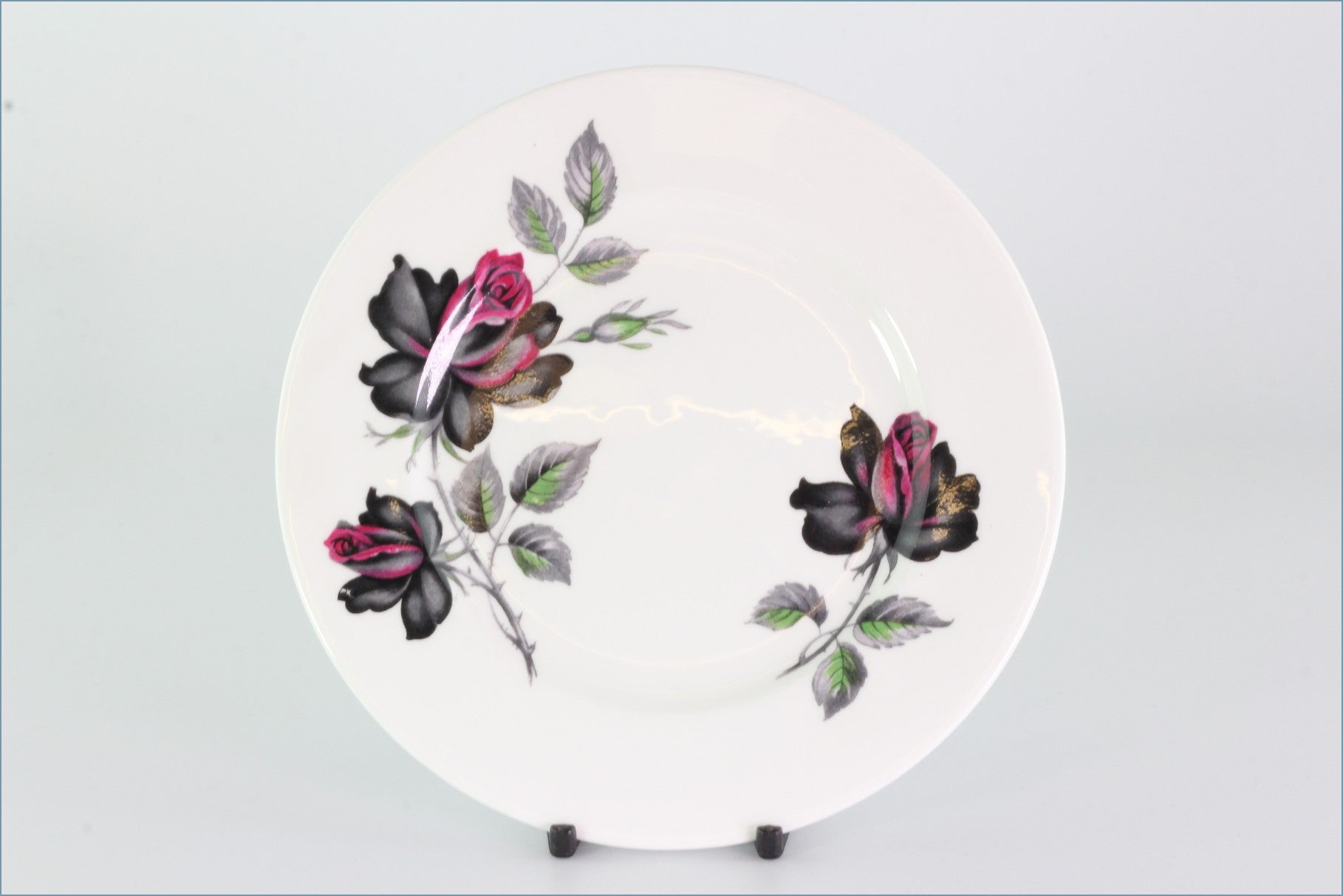Royal Albert - Masquerade - 6 3/8