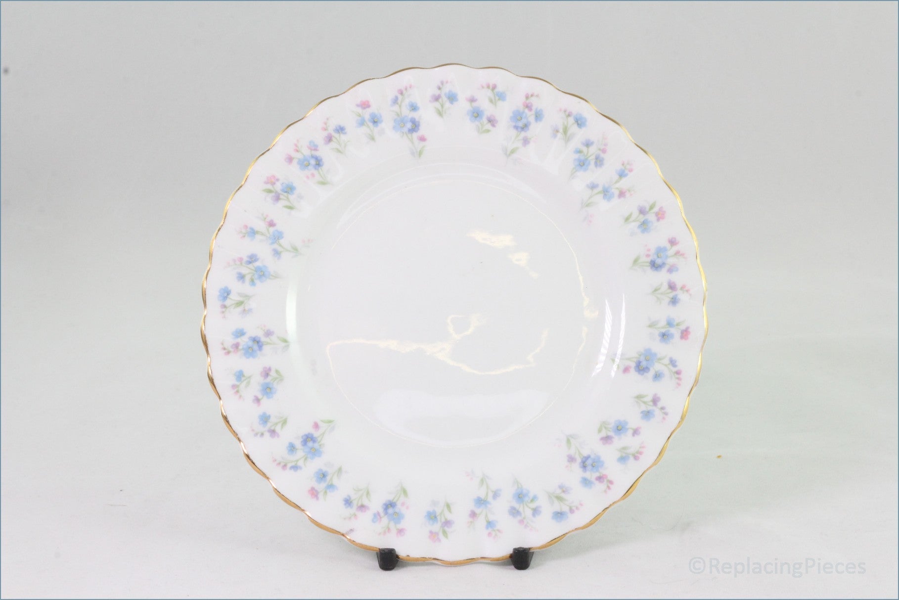 Royal Albert - Memory Lane - 6 1/4