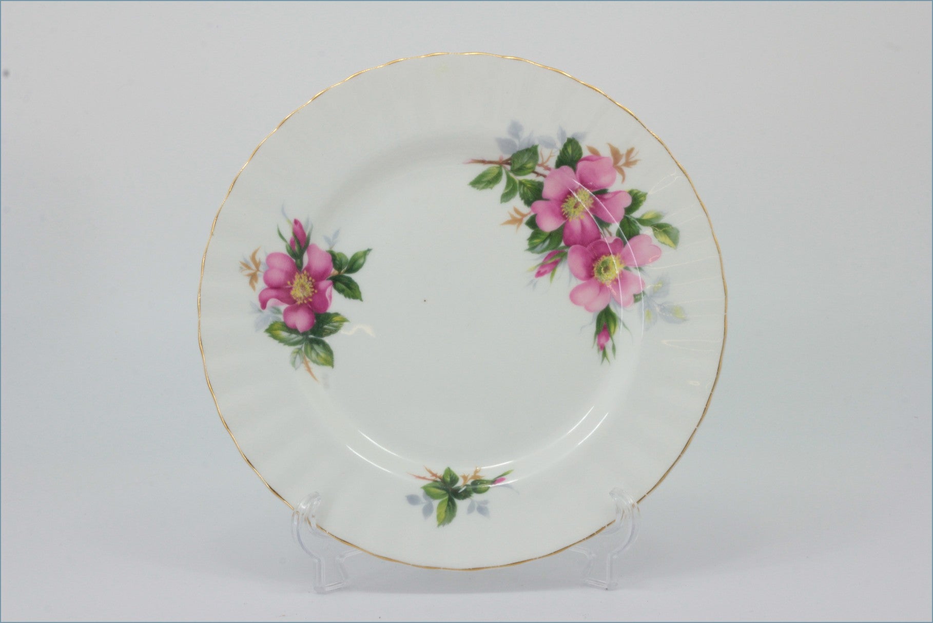 Royal Albert - Prairie Rose - 7 1/4