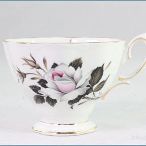 Royal Albert - Queens Messenger - Teacup