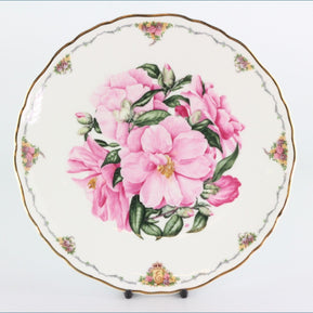 Royal Albert - The Queen Mothers Favourite Flowers - Camellia (no.4)