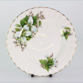 Royal Albert - Trillium - 6 1/4