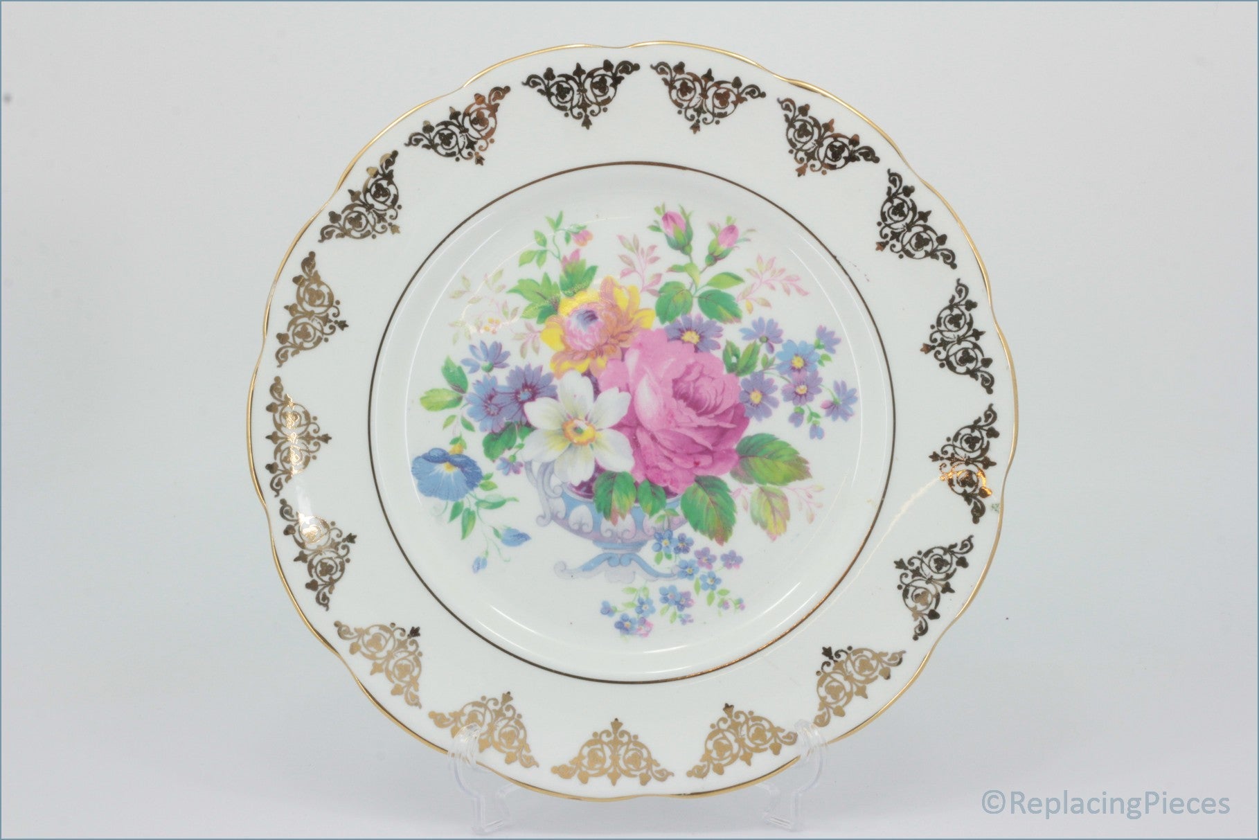 Royal Albert - Moonlight Rose - 8 1/4