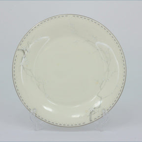 Royal Doulton - Angela (H5102) - 6 3/4