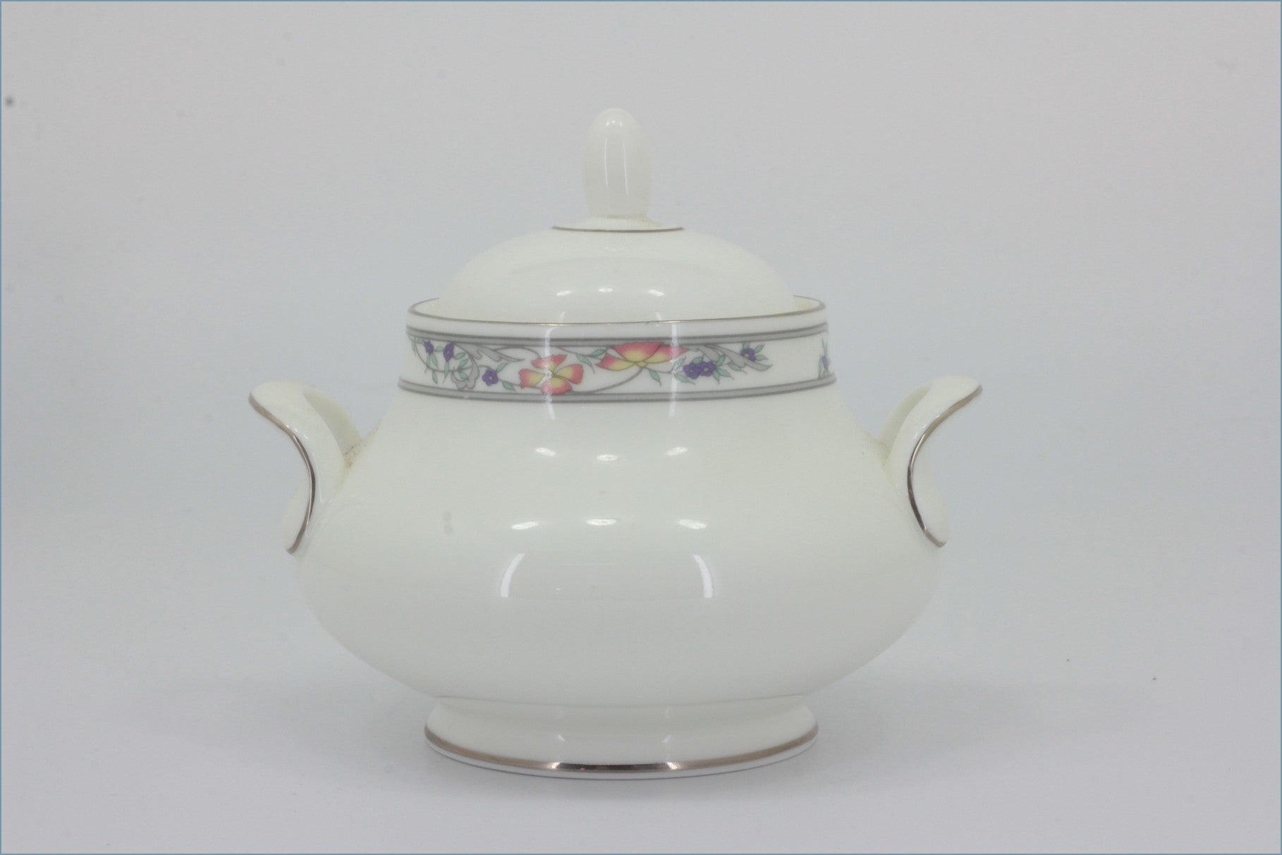 Royal Doulton - Arlington (H5180) - Lidded Sugar Bowl 