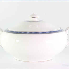 Royal Doulton - Atlanta (H5237) - Lidded Vegetable Dish (Looped Handles)