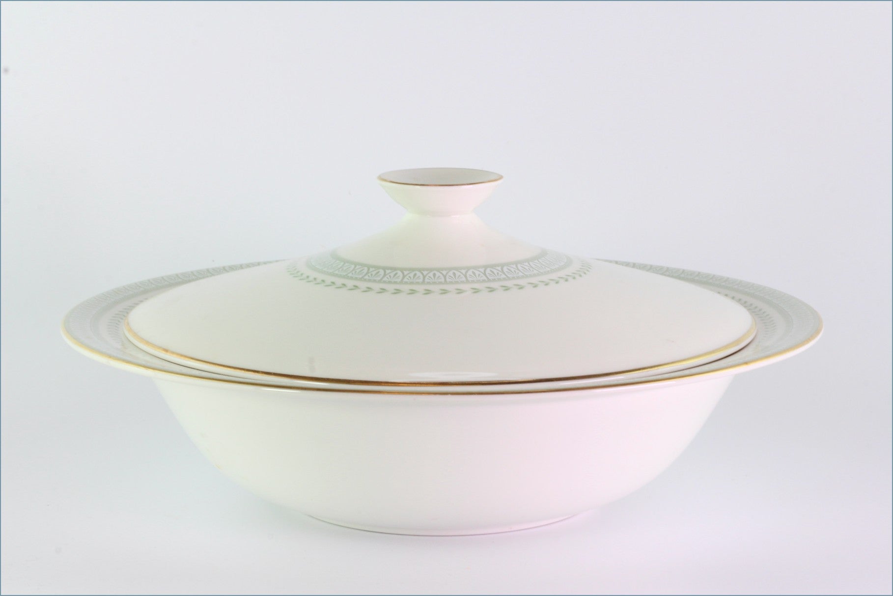 Royal Doulton - Berkshire (TC1021) - Lidded Vegetable Dish