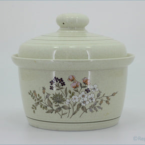 Royal Doulton - Bredon Hill (LS1045) - 2 Pint Casserole Dish