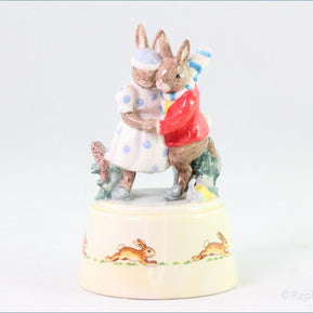 Royal Doulton - Bunnykins - Winter Waltz