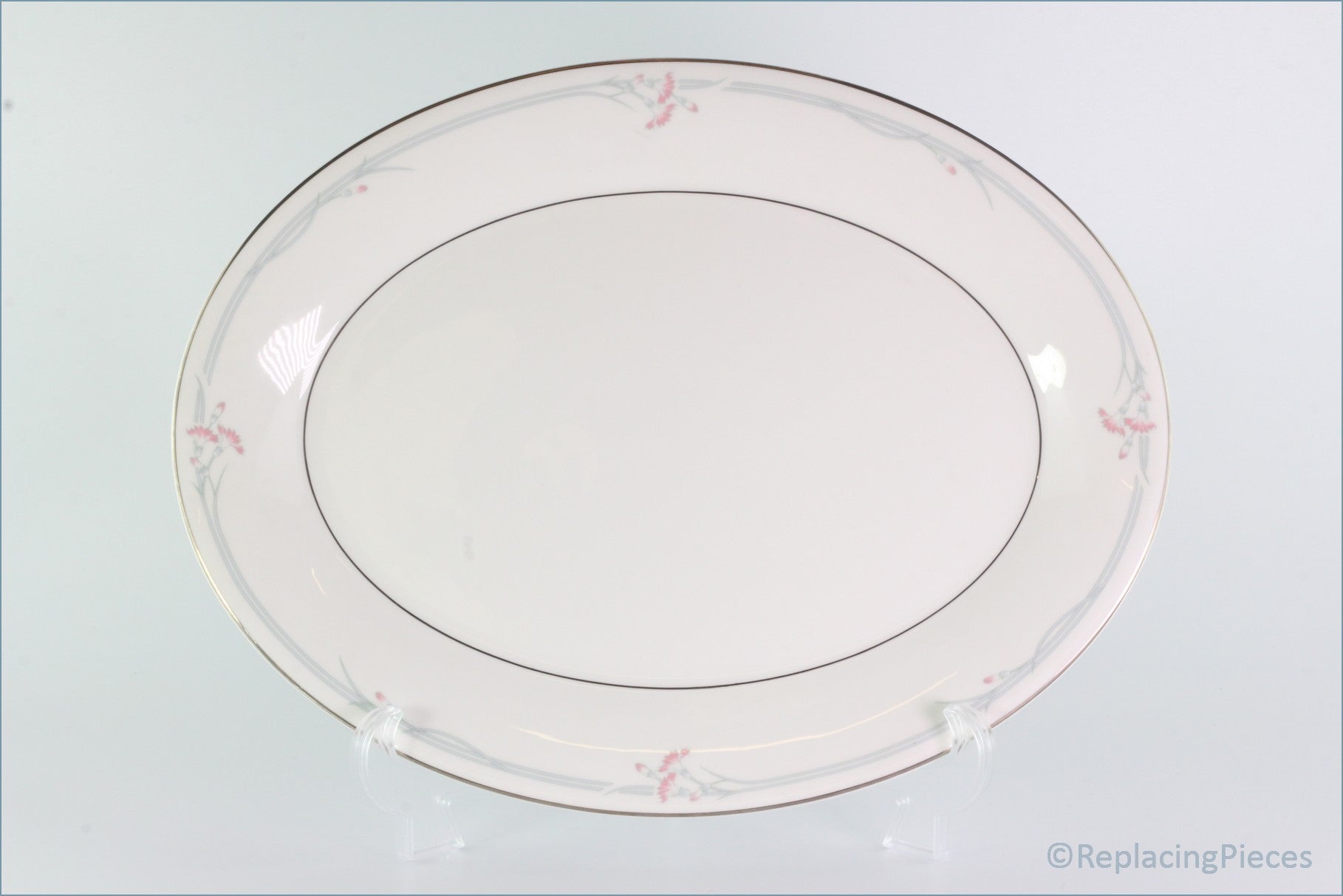 Royal Doulton - Carnation (H5084) - 16 1/2