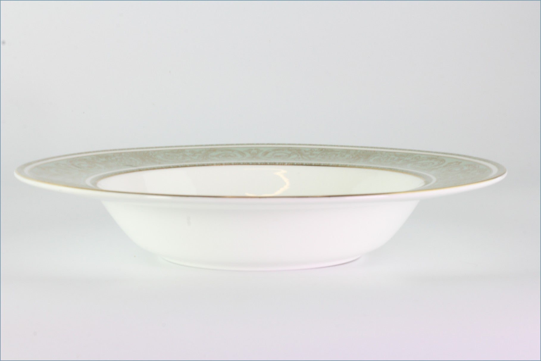 Royal Doulton - English Renaissance (H4972) - 9 1/8