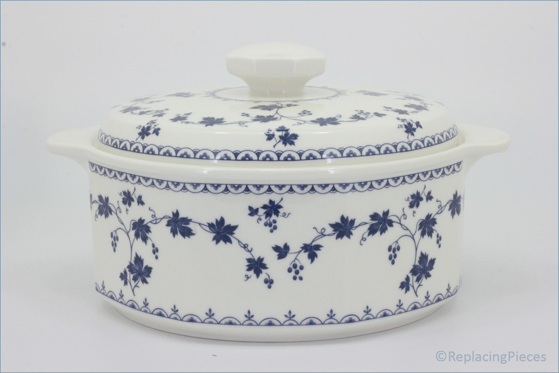 Royal Doulton - Hartford (LS1085) - 2 Pint Casserole Dish 