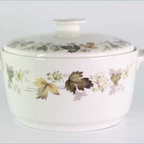 Royal Doulton - Larchmont (TC1019) - 3 Pint Casserole Dish