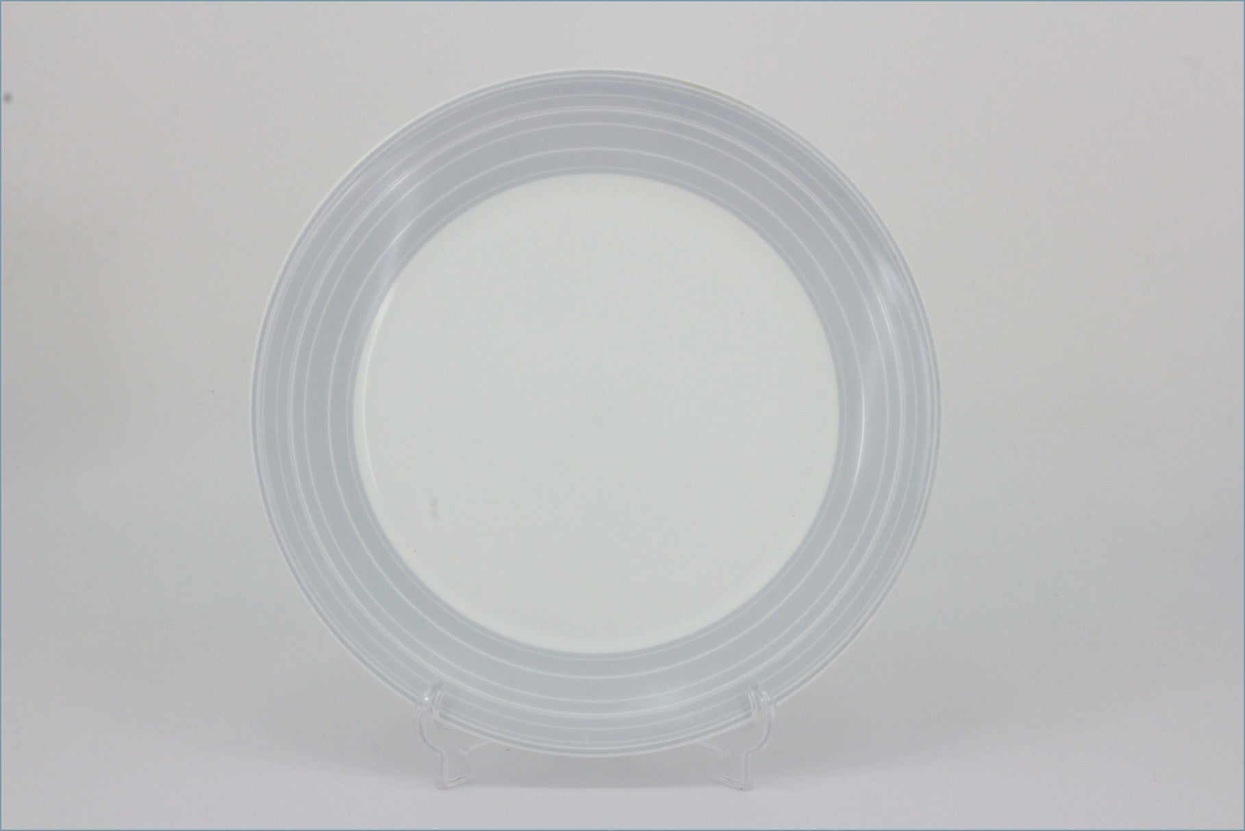 Royal Doulton - Line - 8 3/4